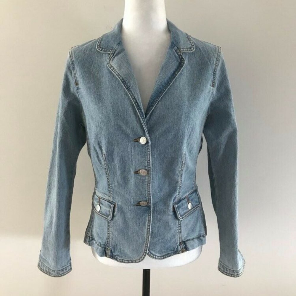 CAbi Jean Jacket Blazer Light Blue Denim Womens Size 4 Button Front and Sleeves